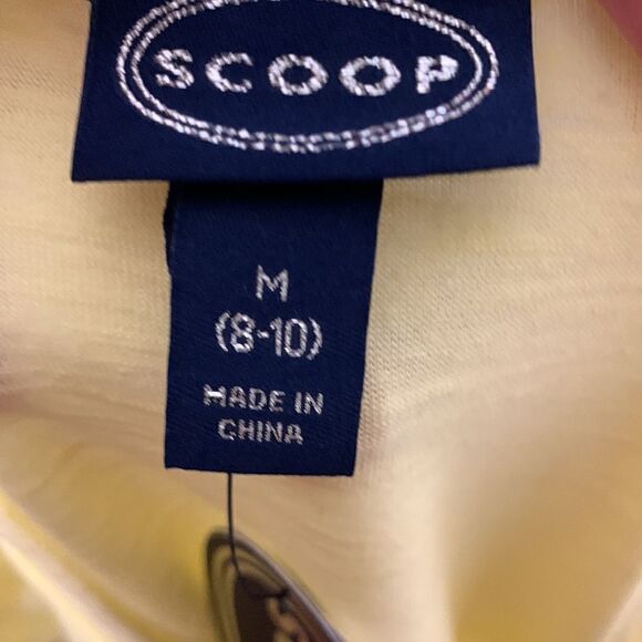 Scoop size medium 8–10 top bundle. One green and one yellow - Picture 5 of 9